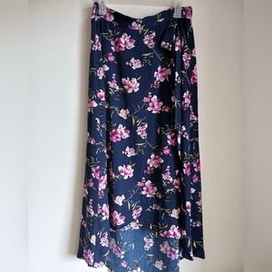 Le Lis Women's Size Large Blue Floral Faux Wrap Flowy Midi Skirt Like New